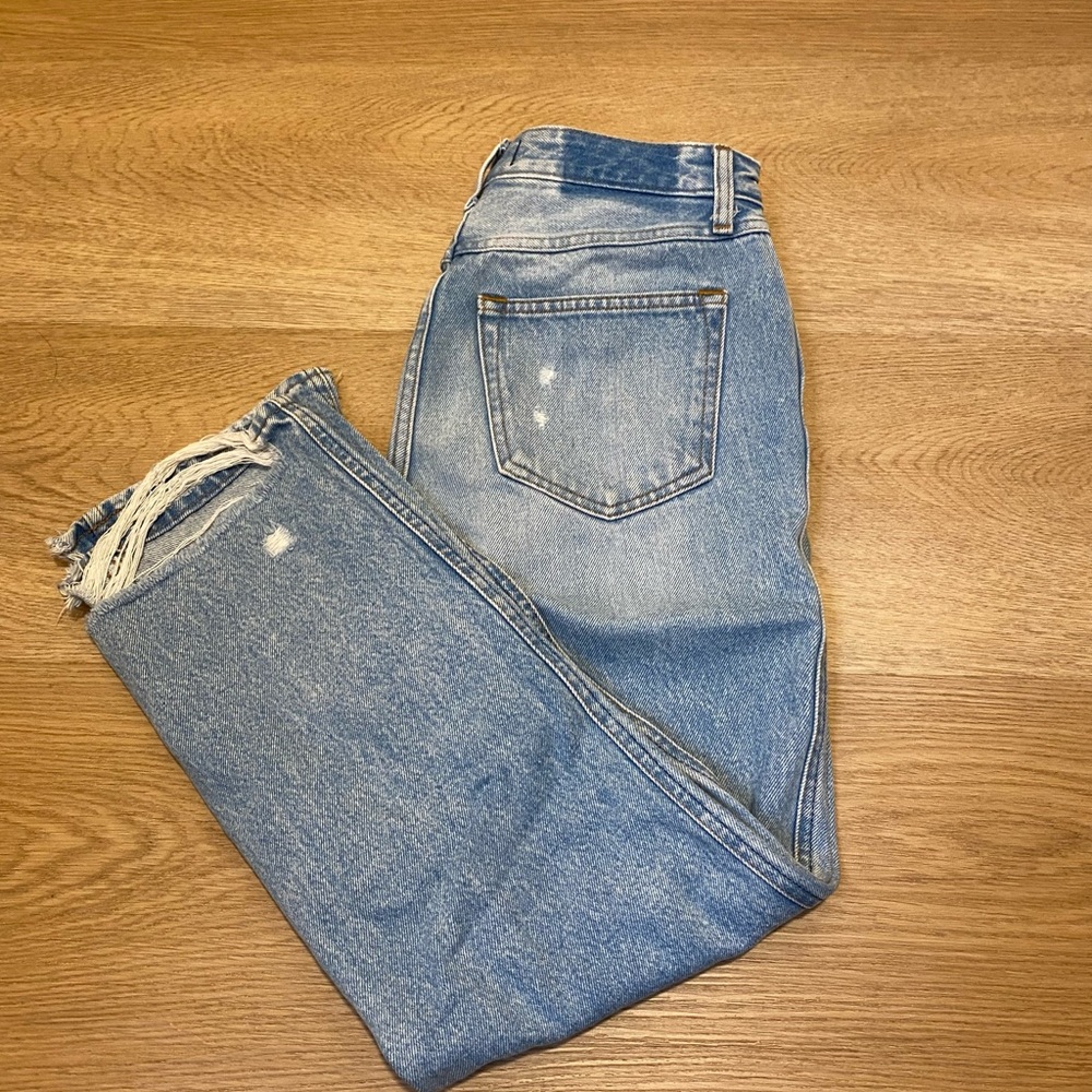 A&F: distressed baggy mom jeans